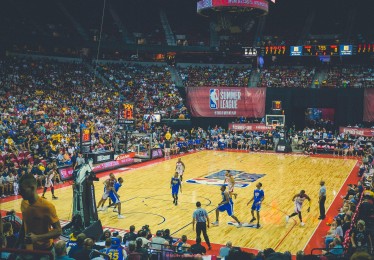 瓜子直播-火箭队多少钱？球队估值与商业运作全解析